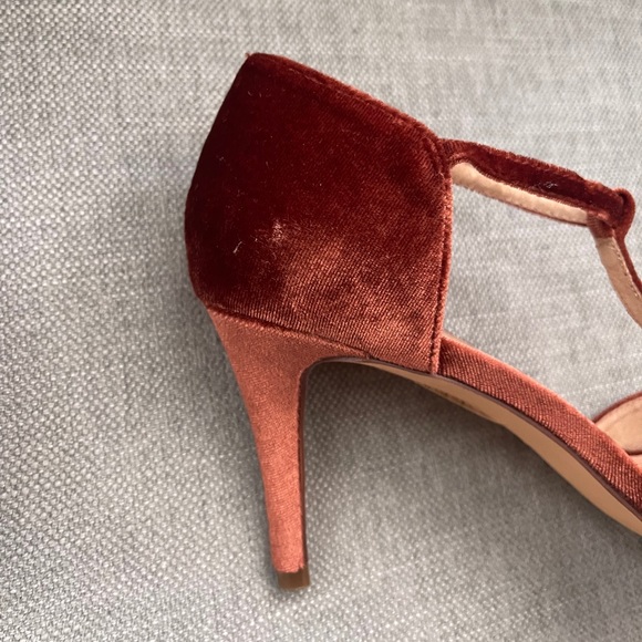 Chelsea Crew Blondie T-Strap Heels in Rust Velvet sz 41 - Picture 8 of 8